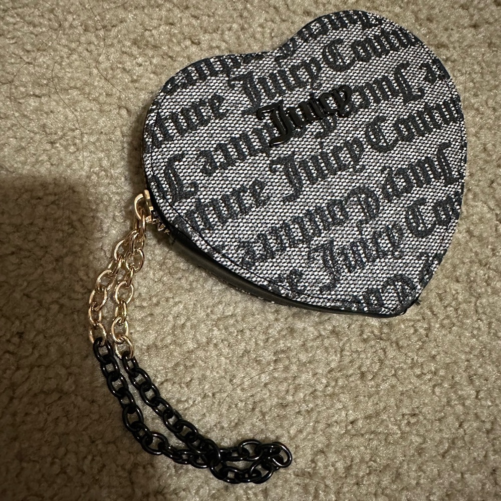 COPY - Juicy Heart Wallet